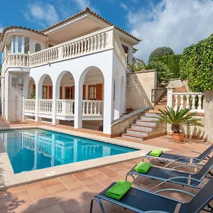 Teulera Villa